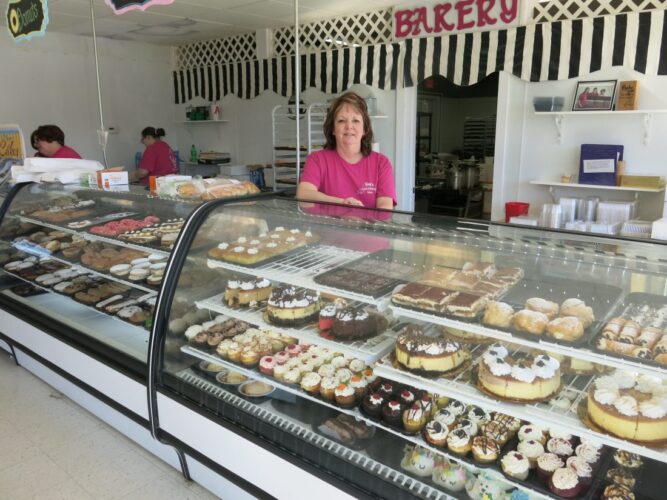 Tina’s Sweet Celebrations Bakery Closing in Martins Ferry News